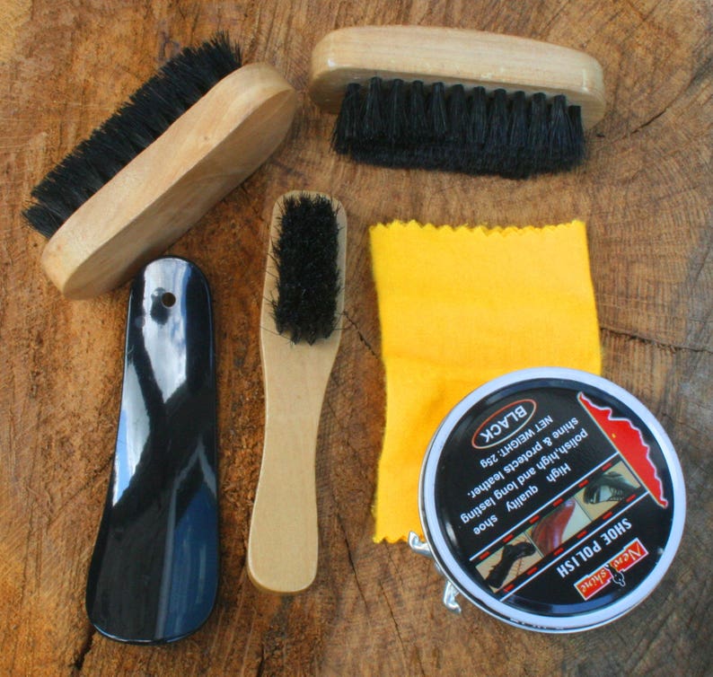 Mallard Shoe Polishing Kit With Brushes /& Polish In Personalised Case FREE ENGRAVING Duck Shooting Gift 227