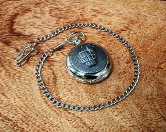 Army Pocket Watch and Chain Pewter Fronted Quartz Personalised Free Engraving Soldier Tank Artillery Birthday Gift pw