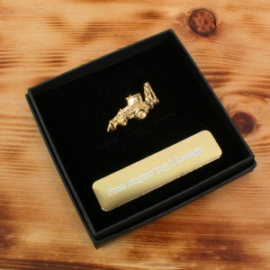 Digger Gold Plated Pin Lapel Badge Builder Construction Father&#39;s Day Gift Custom Box
