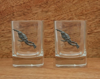 Pair of Scuba Diver Shot Glasses Crystal with Pewter Motifs Ideal Father&#39;s Day Gift 105 sg