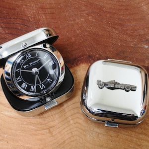Formula 1 and Motorbikes Flip Up Alarm Clock Portable Quartz Movement Motorsport GP Father&#39;s Day Gift ac