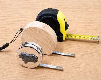 Pets Wooden, Metal & Classic Tape Measures, Builders Tool Set, Workshop Macaw Rabbit Dogs Guinea Pig Gift