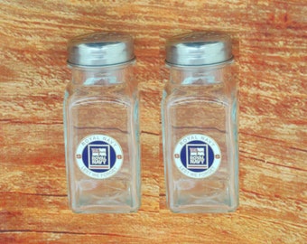 Lest We Forget Glass Salt and Pepper Shakers With Screw Top For Home, Restaurant or Café Army Navy RAF Birthday Gift gsp