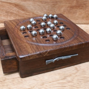 Shotguns and Rifles Wooden Solitaire Set With Steel Balls Personalised Free Engraving Shooting Father&#39;s Day Gift so