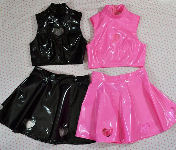 Pink skater skirt outfits tumblr 2025