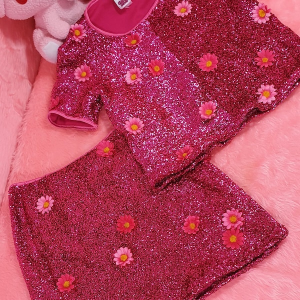 PINK ltd edition! Keep off the grass sparkle t-shirt TOP and mini SKIRT set!