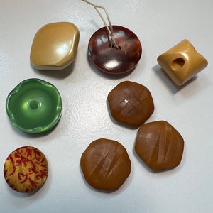 MÉLANGE BATCH VINTAGE Boutons en bois, Boutons de collection, Boutons à coudre mixtes, Notions de couture en bois vintage, Boutons vintage mixtes, Vieux boutons