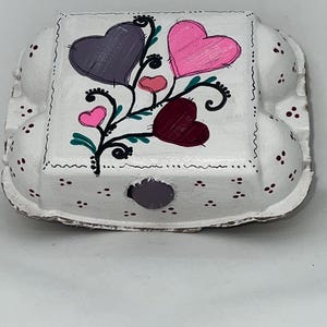 Caixa de presente de CAIXA DE OVOS DE VALENTIM, corações de dia dos namorados, porta-doces de dia dos namorados, porta-ovos, caixas de ovos pintadas, caixa de presente pintada, caixas de doces,
