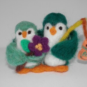 PENQUINS HANDFELTED, Felted Penquins Set of 2, Penquin Gifts, Felting, Winter Decor, Penquin Decor, Needle Felted Penquins, Artic Animals