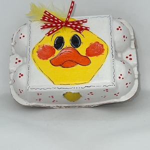 EASTER EGG CARTON Gift Box, Easter Chick, Easter Egg Holder, Egg Holders, Painted Cartons, Painted Gift Box, Easter Candy Box, Easter Basket