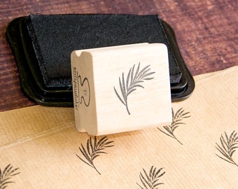 Palm Branch Delight Wooden Block Rubber Stamp: Nature-Inspired Crafting Essential for Artistic Projects and Scrapbooking