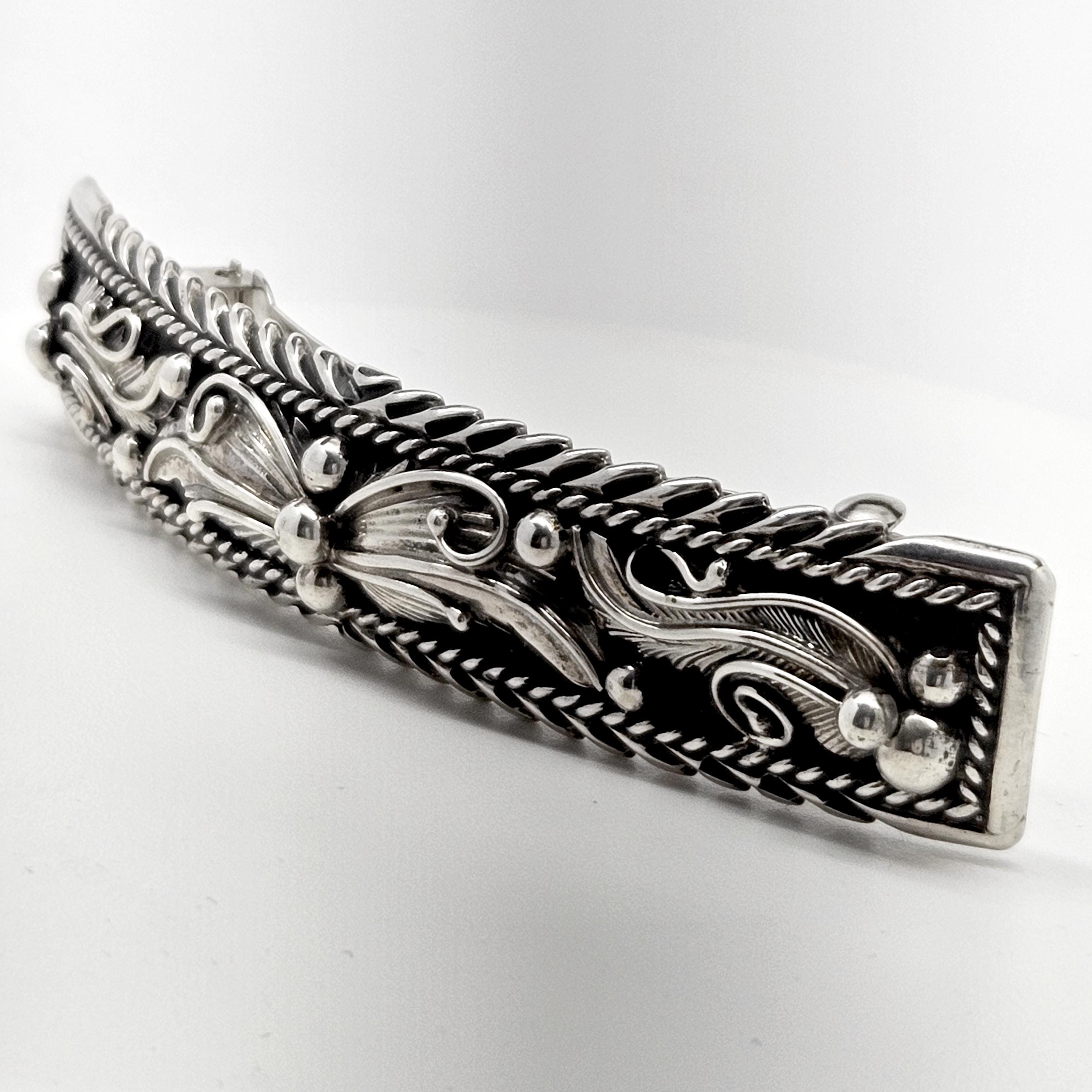 Signed Southwestern Barrette in Sterling Silver - Vintage  display picture 2
