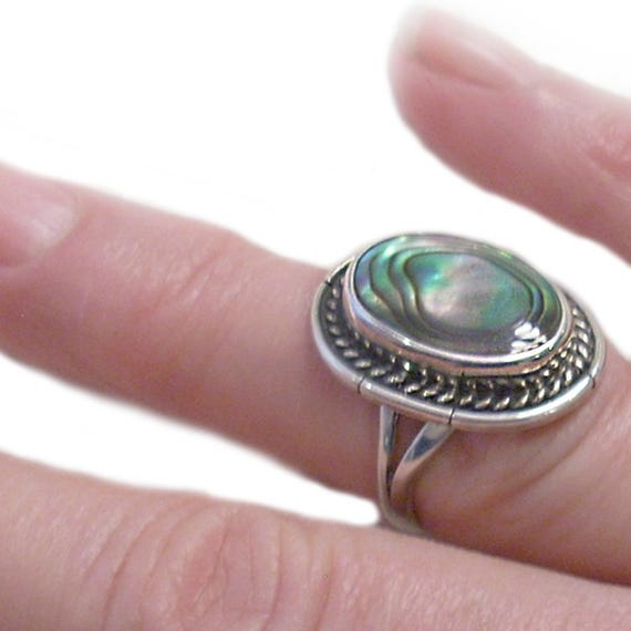 Vintage Abalone and Silver Ring - Signed Southwes… - image 5