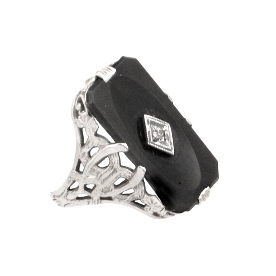 Art Deco Ring In 14k White Gold Black Onyx Vintage Etsy Art Deco Ring In 14k White Gold Black Onyx Vintage Etsy