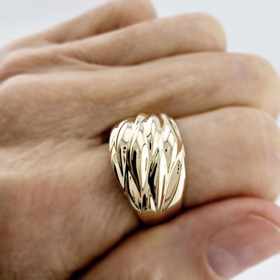 Solid 10K Gold Ring - Dynamic Rippled Design - Si… - image 6