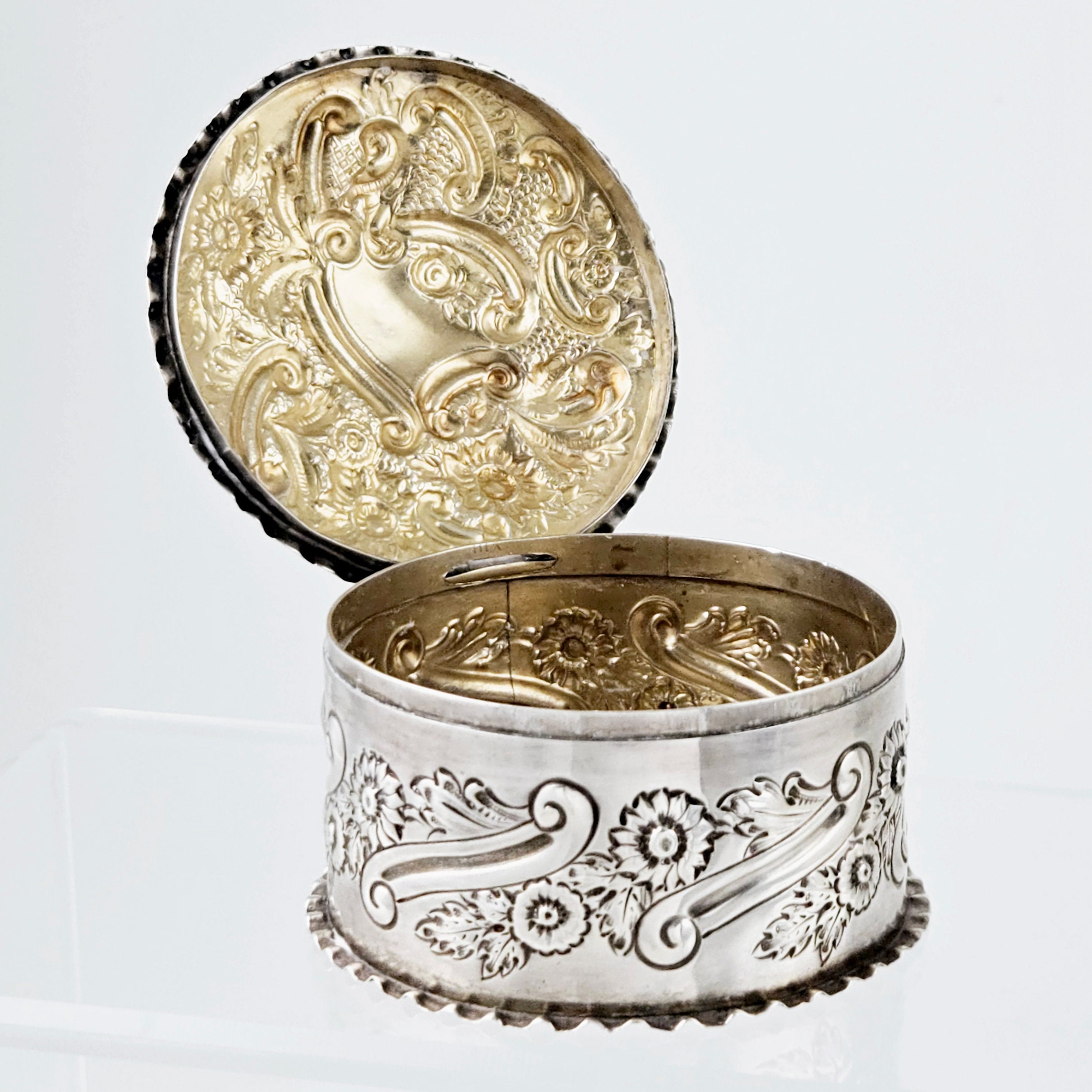 Antique Sterling Silver Round Box With Hinged Lid - Deakin & Francis ...