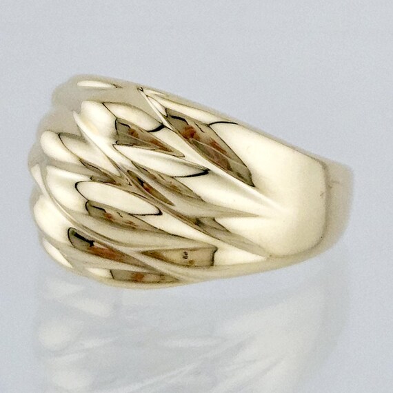 Solid 10K Gold Ring - Dynamic Rippled Design - Si… - image 2
