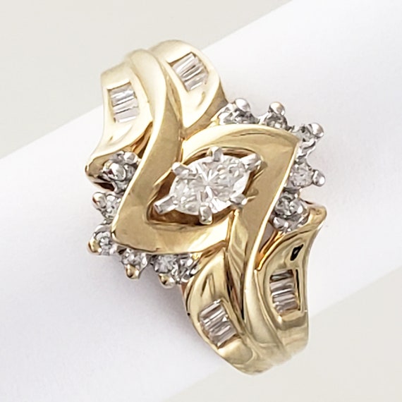 14K Gold & Diamond Engagement Anniversary Ring  -… - image 2