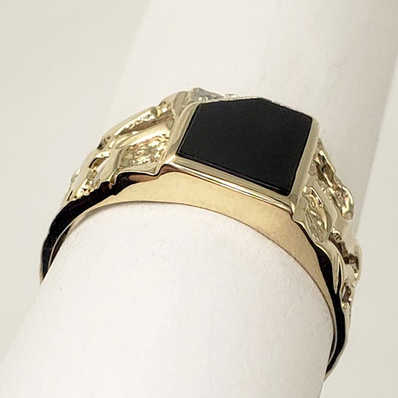 Black Onyx and Diamond Ring in Solid 10K Gold wit… - image 6