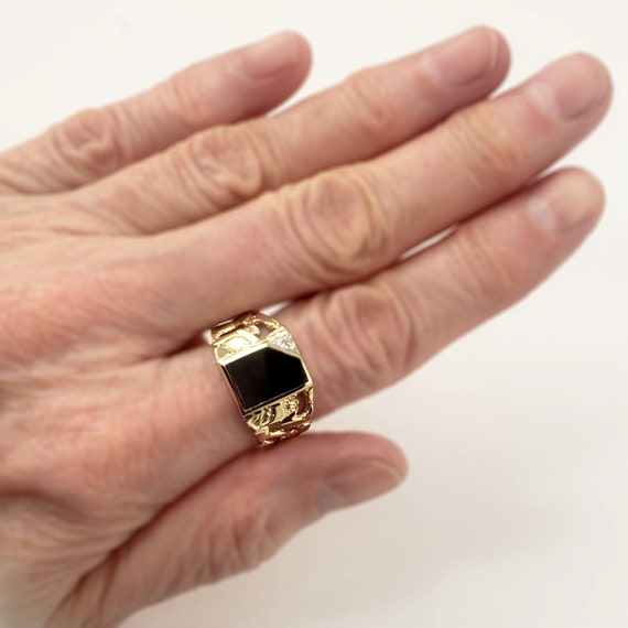 Black Onyx and Diamond Ring in Solid 10K Gold wit… - image 3