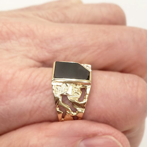 Black Onyx and Diamond Ring in Solid 10K Gold wit… - image 8