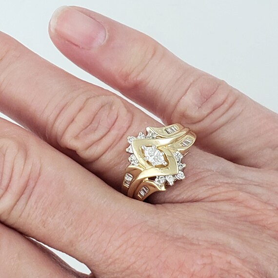14K Gold & Diamond Engagement Anniversary Ring  -… - image 6
