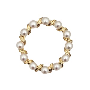 Nice Vintage 14K Gold and Pearl Circle Brooch - Unisex - 1&quot; Diameter