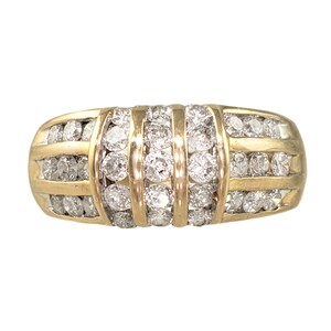 Vintage .75 ctw. Diamond  Ring in Solid  10K Gold - 33 Stones - Size 6.25