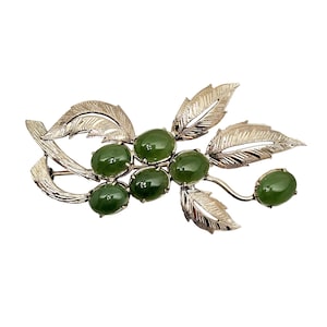 Estate 14K Gold and Jade Brooch - 1960s Floral Leaf Motif - 2.25&quot; Wide