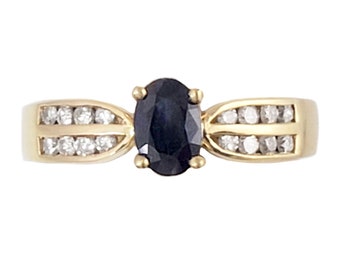 14K Gold and Sapphire Ring with 16 Diamonds - Size 6