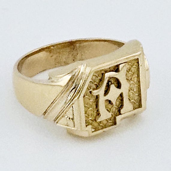 Distinctive A Initial Ring in Solid 10K Gold - Vi… - image 7