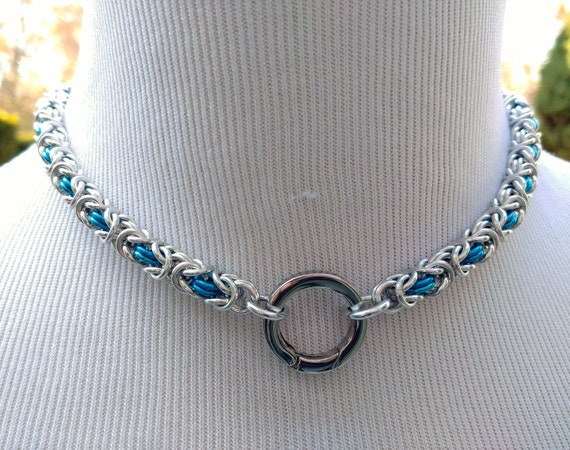24/7 WEAR Discreet Symbolic O Ring Day Collar, BDSM Submissive Slave Collar, Chainmaille Collar with Color Options, Push Gate Ring Clasp