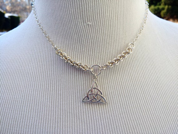 925 Sterling Silver Discreet Symbolic Day Collar Necklace with Celtic Triquetra, BDSM Submissive Slave Collar, DDLG