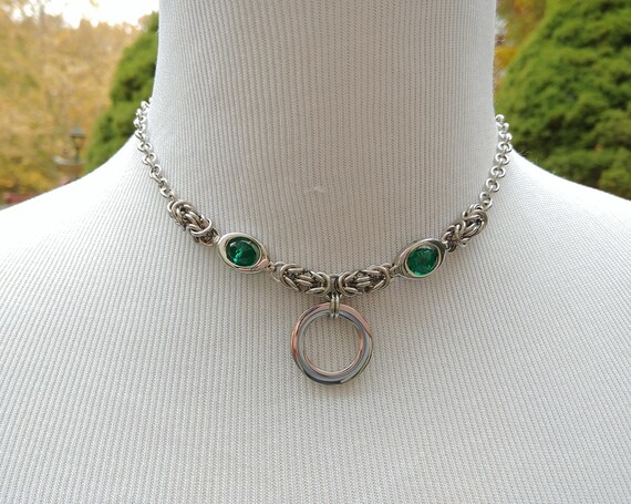24/7 Wear Discreet Symbolic O Ring Day Collar Necklace, BDSM Submissive Slave Collar, Stainless Steel Chain/Maille Collar with Green Bead