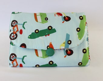 Cars Travel Changing Pad/ Clutch Purse Changing Mat/ Baby Shower Gift/ Baby Diaper Organizer/ Baby Car Organizer/ Change Mat/ Cars Nursery