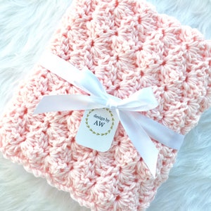 Crochet Baby Blanket Pattern - Easy Shell Stitch - Chunky Crochet Blanket