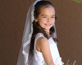 First Communion Veil with Scalloped Lace Edge