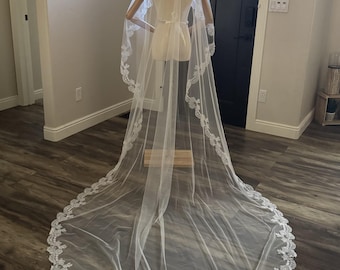 Mantilla Lace Veil Chapel or Fingertip Length:  Ivory Bridal Veil, Soft Sheer Tulle