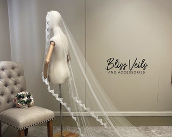 Lace Wedding Veil, Mantilla Veil, Chapel Length Veil, Ivory Bridal Veil, Fingertip Veil, Cathedral Lace Veil