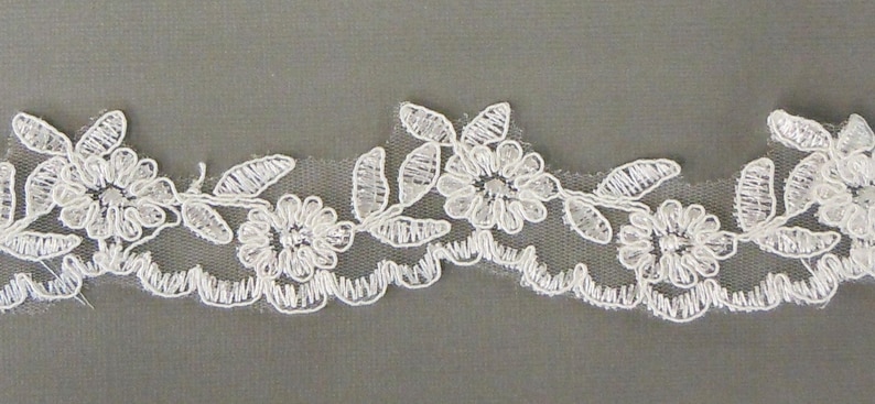 First Communion Veil with Lace Edge Several Lengths /& Colors Fast Shipping!
