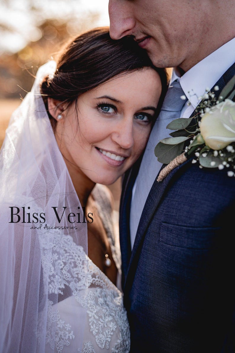 waist length wedding veil minimalist style