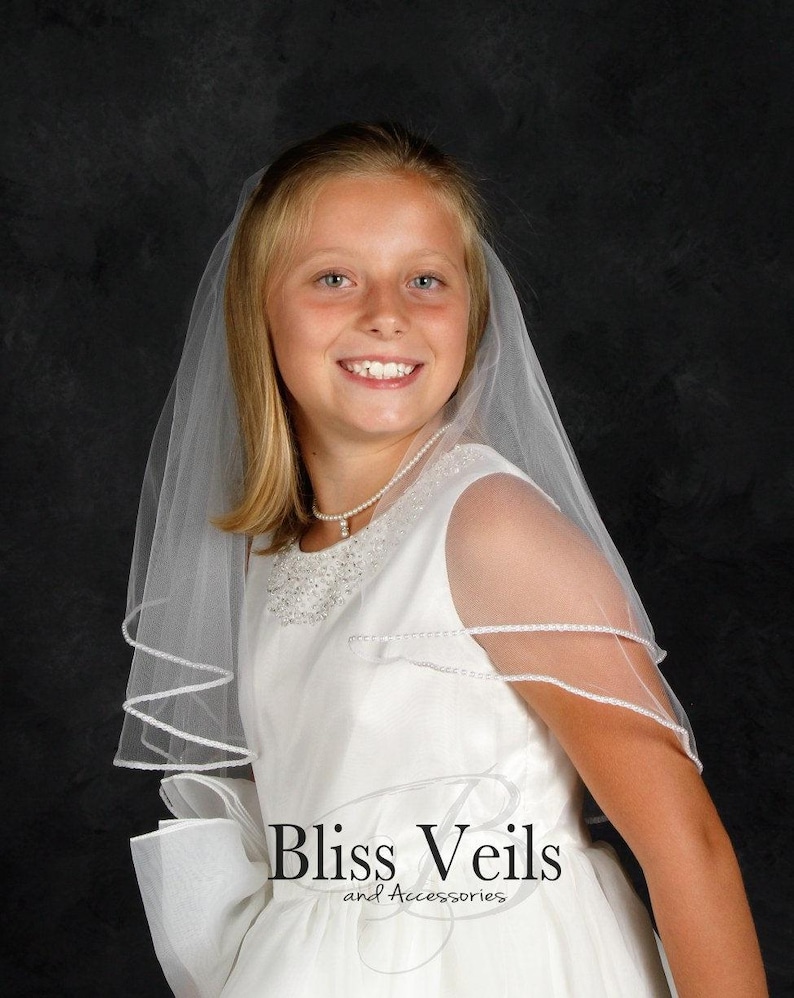 Pearl First Communion Veil image 8