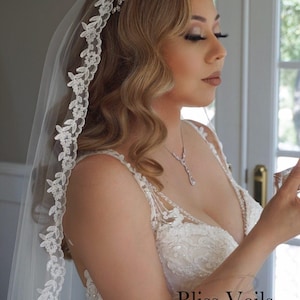 Lace Mantilla Wedding Veil
