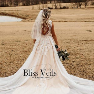 short sheer wedding veil with raw edge