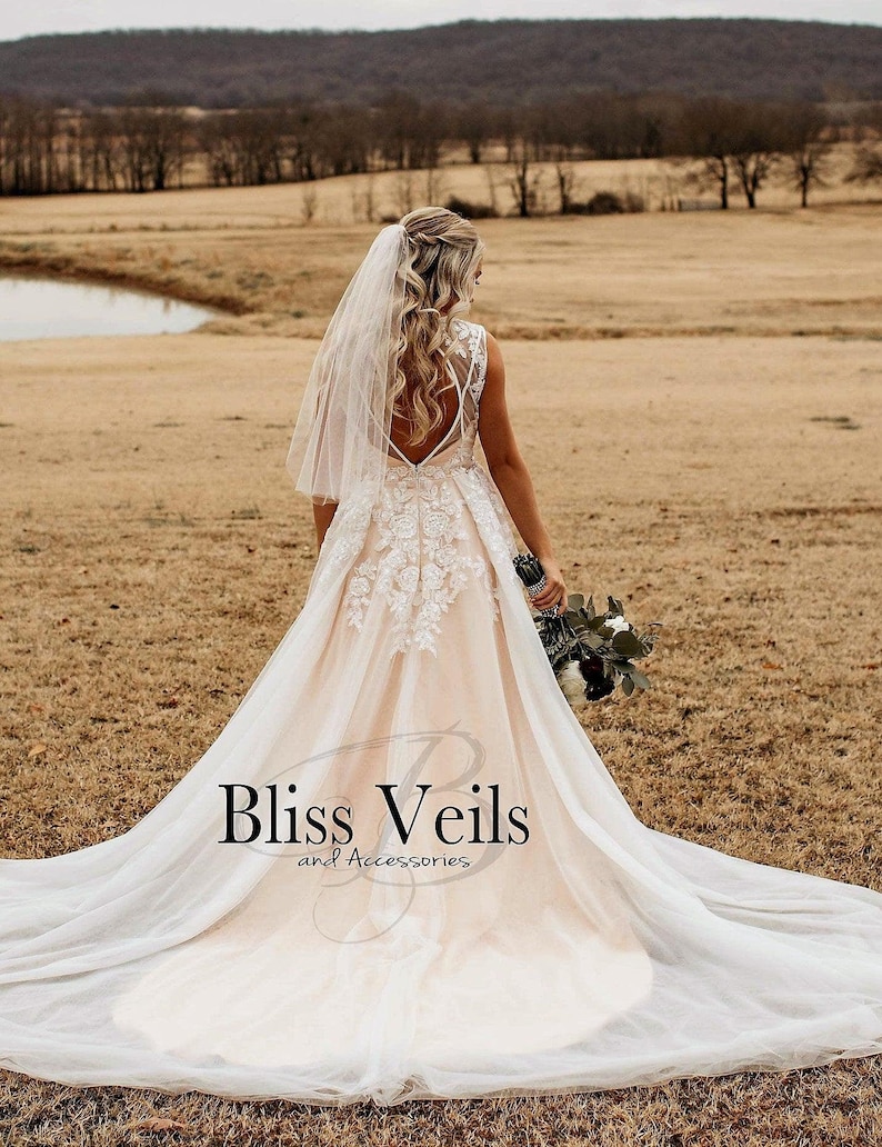 short sheer wedding veil with raw edge
