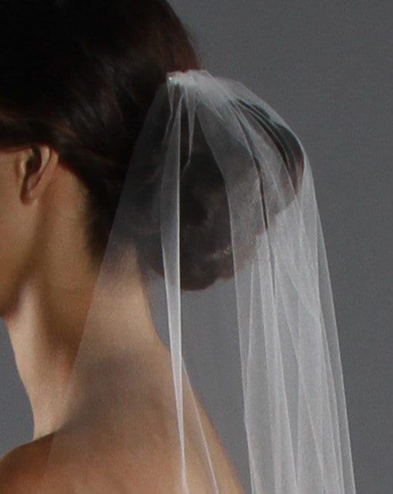 one layer veil with clean cut edge