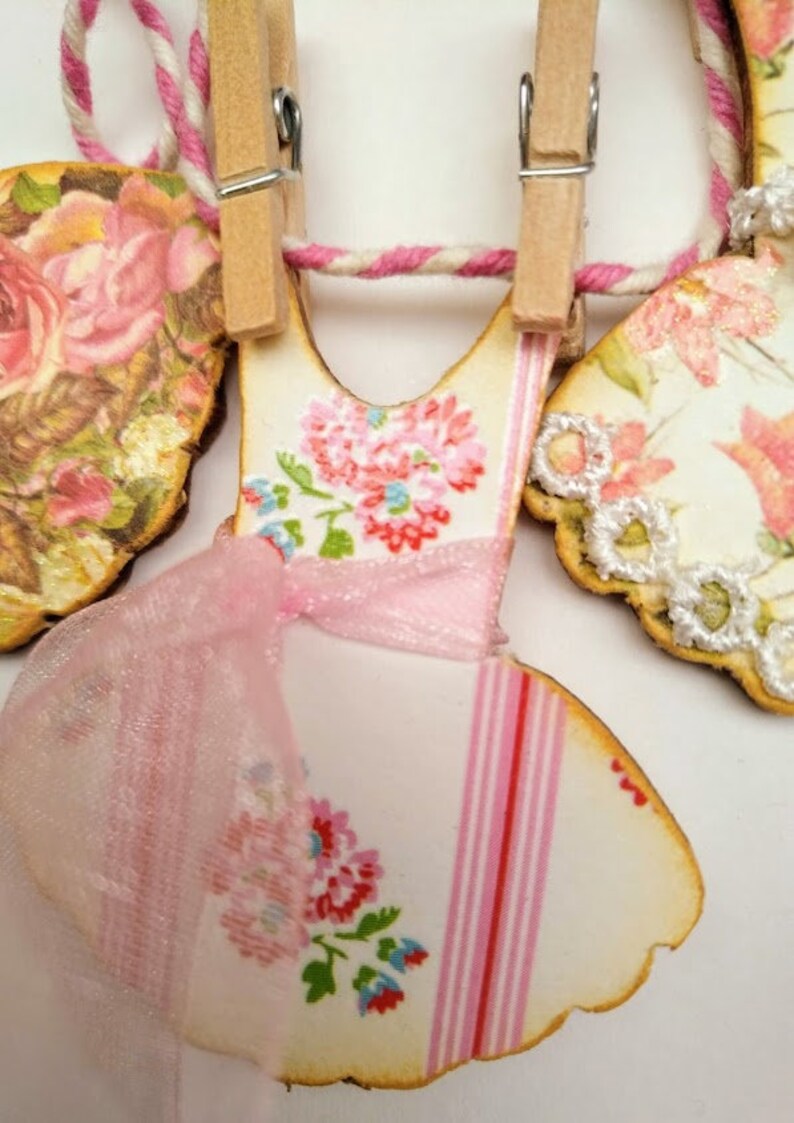 wooden party dresses Children/'s display Girl/'s party garland Party dress bunting PARTY DRESS GARLAND