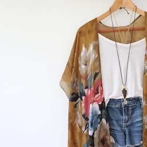 Kimono, GOLD RUSH, Boho-Kimono im Robe-Stil mit Blumenmustern, Cover-up, Strandbekleidung, Boho, Schal, Wickeltuch, Sommer, Boho, Braut, Kimono Bild 1