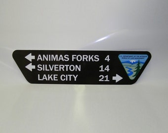 Copie du panneau directionnel du sentier des montagnes San Juan du Colorado