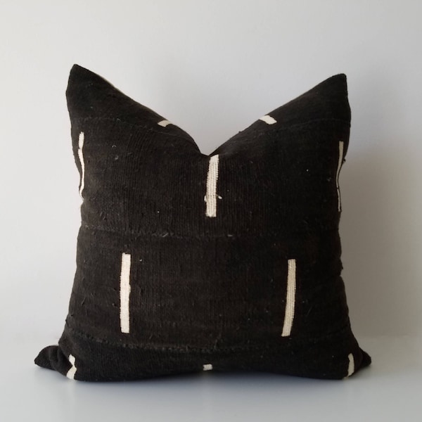 Authentic Mudcloth Pillow, Mali Bogolan, Black, Off-White, Cream, Lines, MBL003